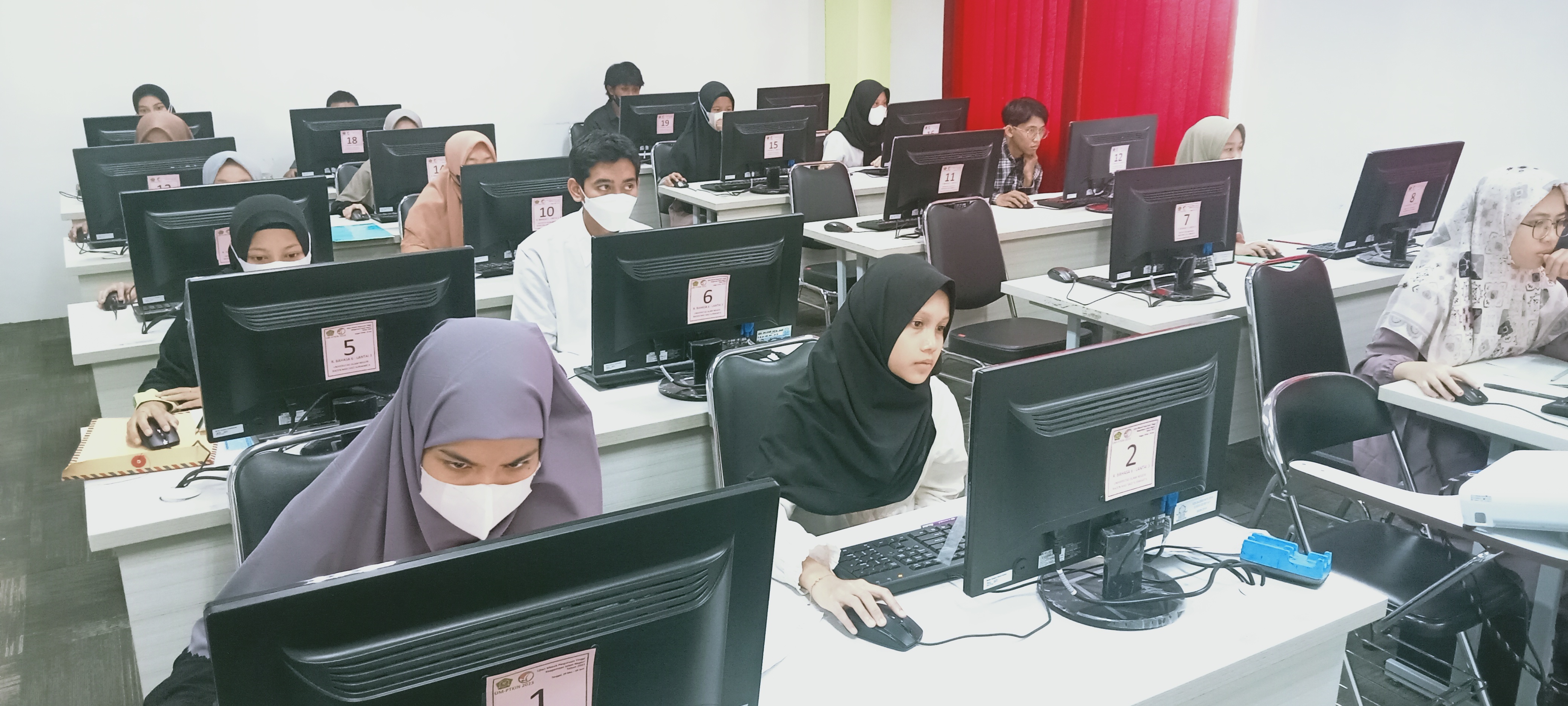 3.109 Calon Mahasiswa Baru Ikuti SSE UM-PTKIN di UIN Raden Mas Said Surakarta