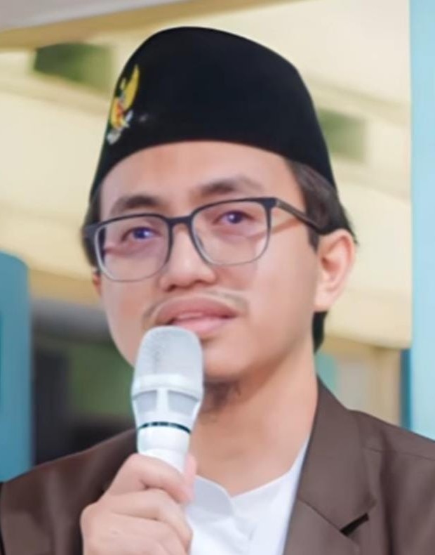 Ust. Ahmad Mustain 1.jpeg