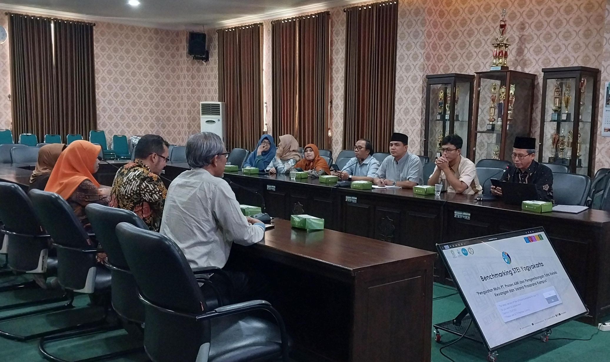 Sambut Kunjungan STEIY, UIN Surakarta : Sharing Best Practice