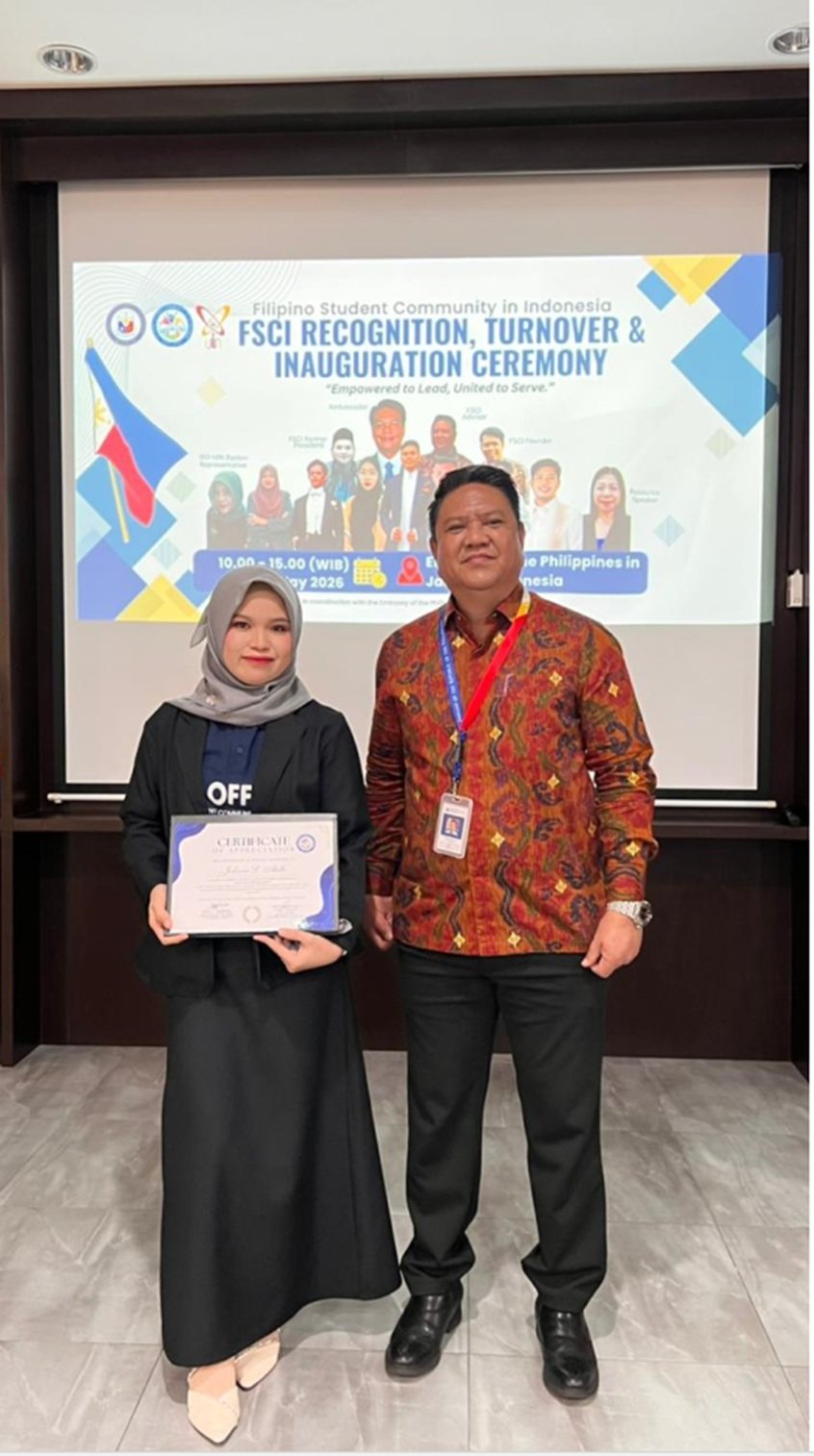 Aktif Dalam Organisasi, Mahasiswa UIN Surakarta Raih Penghargaan  Dari Kedutaan Filipina