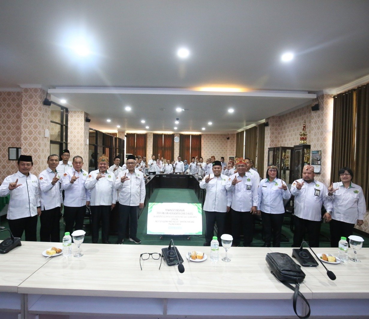 PKS dan Dialog Tri Dharma Perguruan Tinggi Perkuat Kolaborasi Kampus Bersama IAHN-TP Palangka Raya